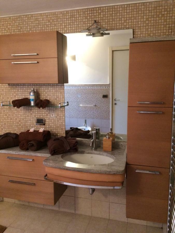 דירות אסטי La Porta Nel Giardino מראה חיצוני תמונה